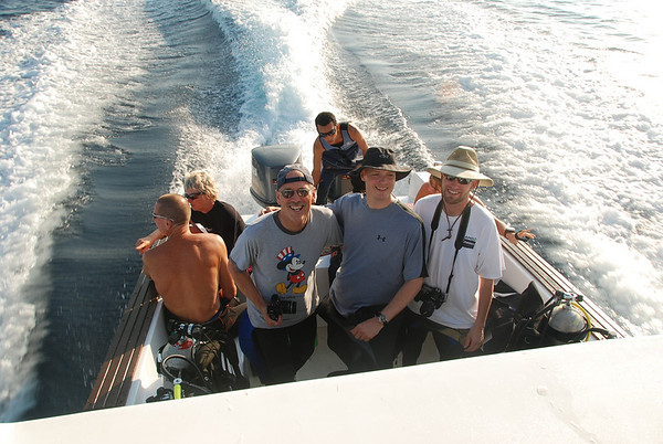 dive boat in bali