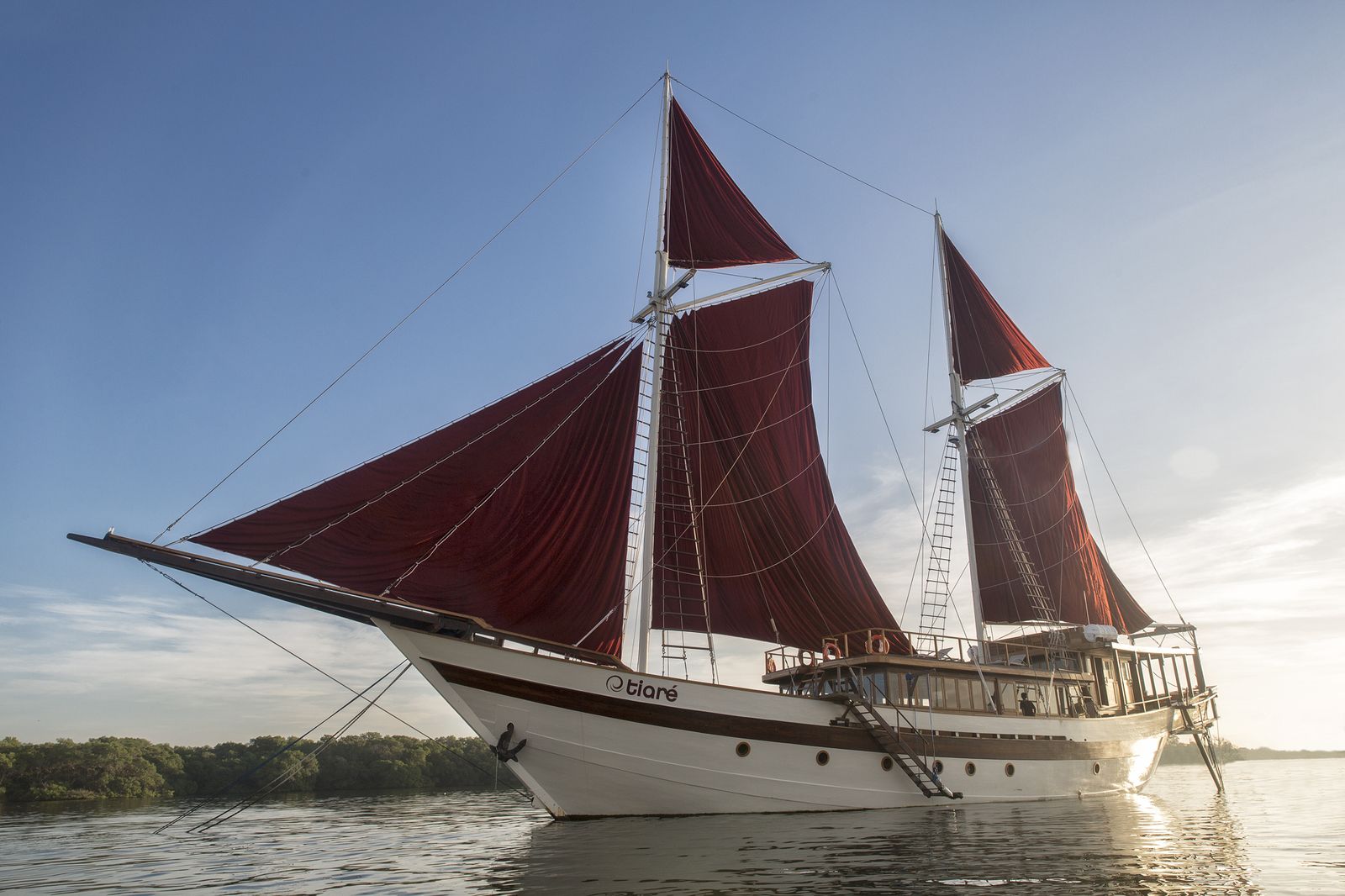 Tiare Cruise Tiare Cruise
